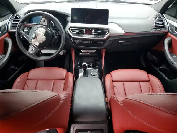 5UX33DT05R9T42865 2024 BMW X4 - Image 8