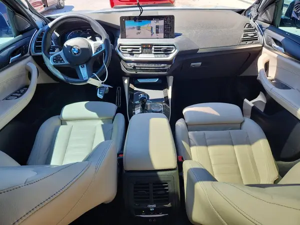 5UX33DT05R9U36292 2024 BMW X4 - Image 8