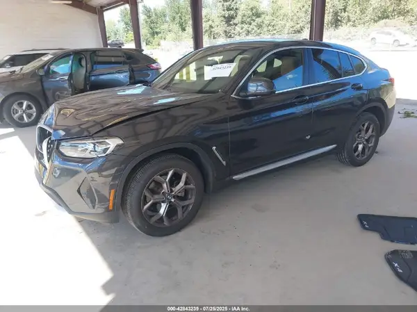 5UX33DT06N9K50660 2022 BMW X4 - Image 2