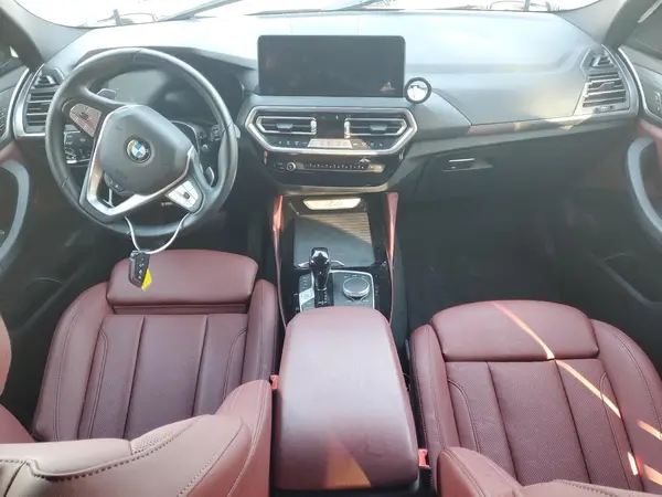 5UX33DT06N9K82587 2022 BMW X4 - Image 8