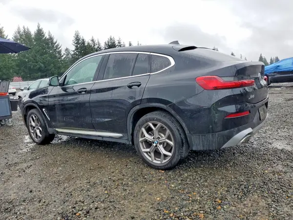 5UX33DT06P9N63422 2023 BMW X4 - Image 2