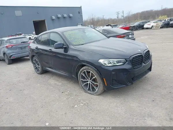 5UX33DT06P9P82557 2023 BMW X4 - Image 1