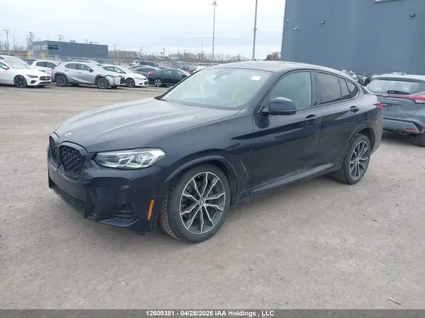 5UX33DT06P9P82557 2023 BMW X4 - Image 2