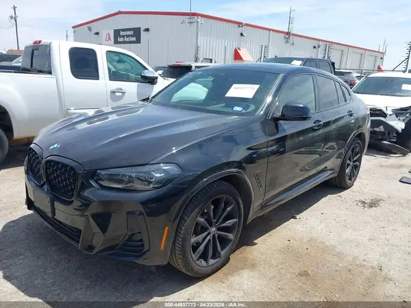 5UX33DT06P9R14734 2023 BMW X4 - Image 2