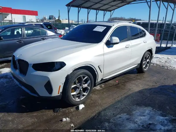 5UX33DT06P9R26351 2023 BMW X4 - Image 2