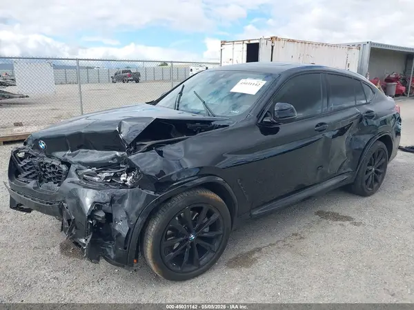 5UX33DT06R9U60391 2024 BMW X4 - Image 2