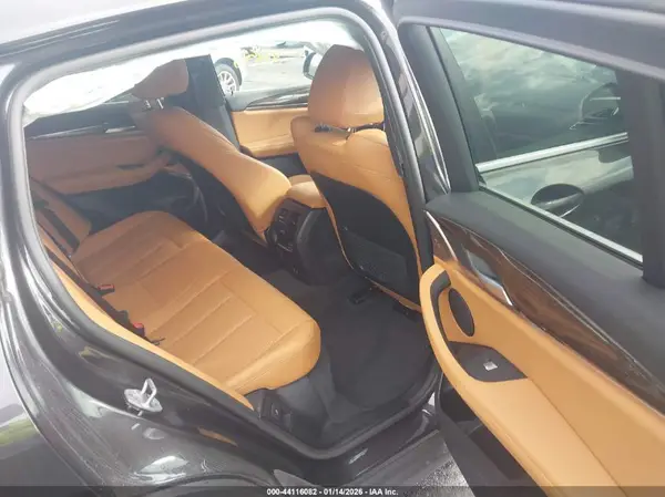5UX33DT06R9V07838 2024 BMW X4 - Image 8