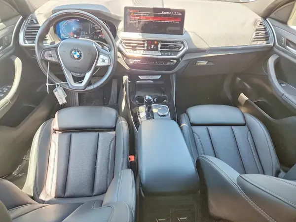 5UX33DT06R9V28141 2024 BMW X4 - Image 8