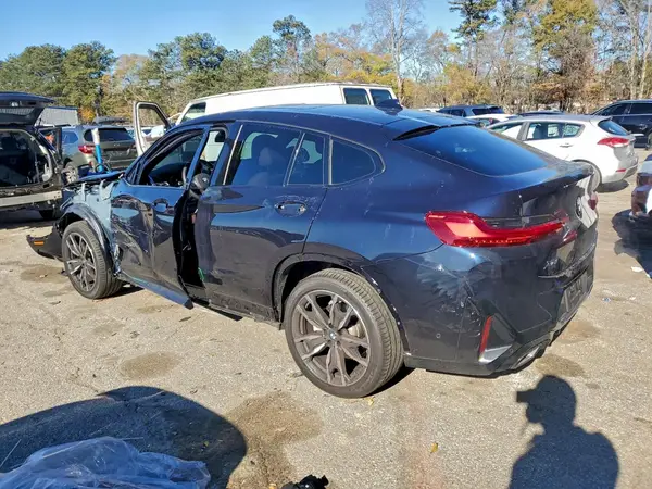 5UX33DT06R9V98271 2024 BMW X4 - Image 2