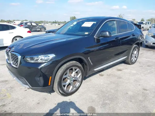 5UX33DT06R9W18020 2024 BMW X4 - Image 2