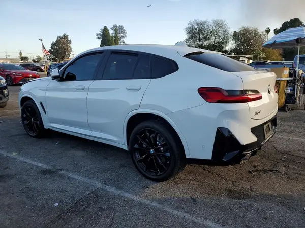 5UX33DT06S9108806 2025 BMW X4 - Image 2