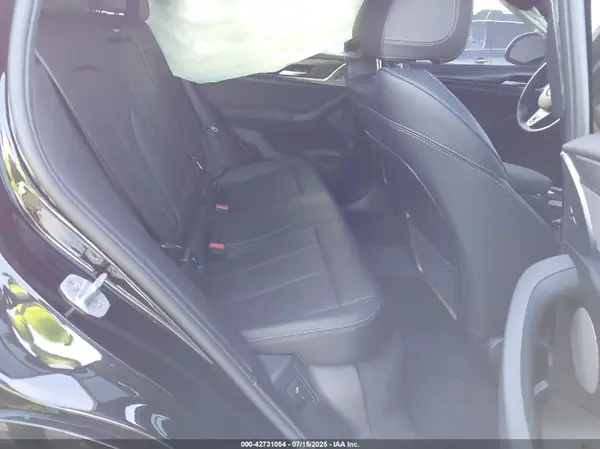 5UX33DT06S9X74886 2025 BMW X4 - Image 8