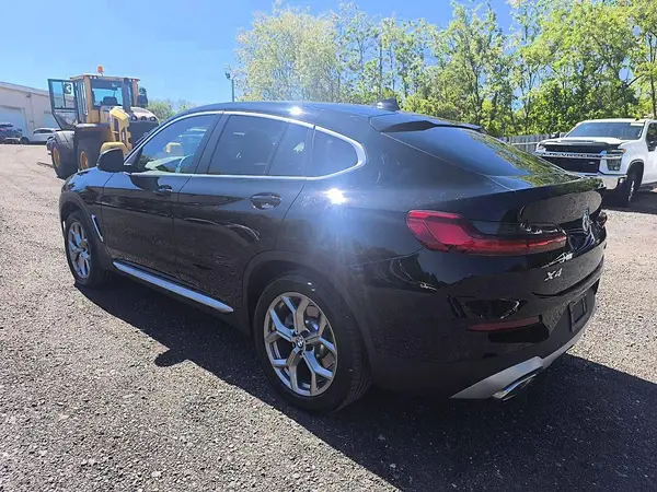 5UX33DT06S9Y71702 2025 BMW X4 - Image 2