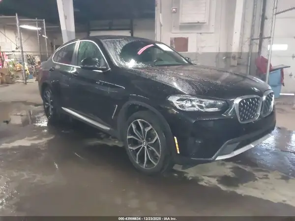 5UX33DT07N9K46066 2022 BMW X4 - Image 1