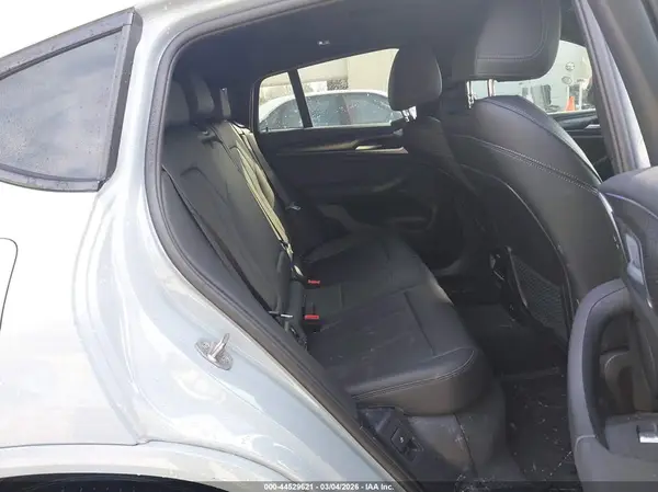 5UX33DT07N9L97781 2022 BMW X4 - Image 8