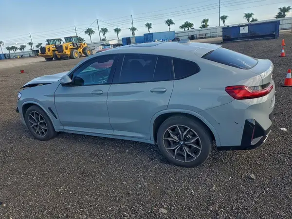 5UX33DT07P9T01831 2023 BMW X4 - Image 2