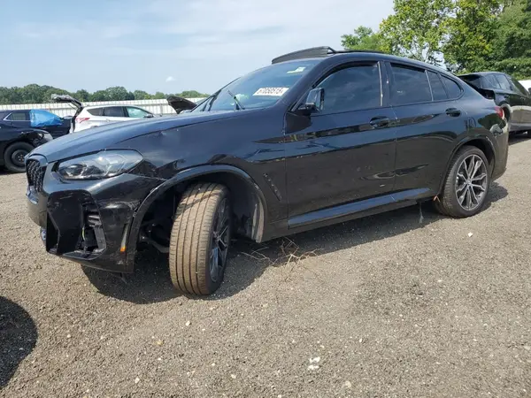 5UX33DT07R9U93349 2024 BMW X4 - Image 1