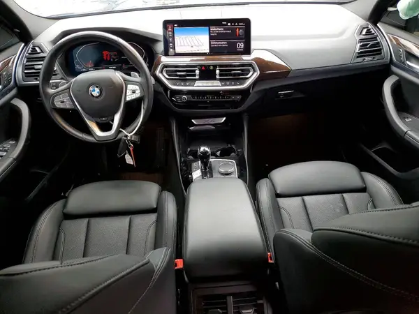 5UX33DT07R9V04043 2024 BMW X4 - Image 8