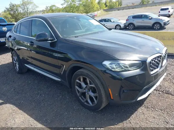 5UX33DT07R9V46499 2024 BMW X4 - Image 1