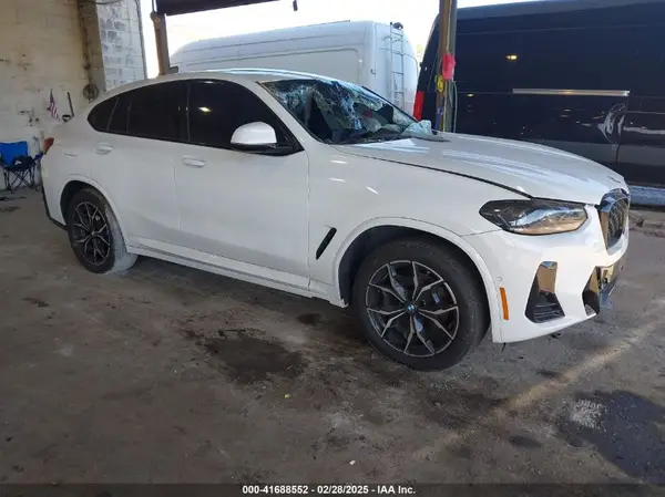 5UX33DT07R9V52819 2024 BMW X4 - Image 1