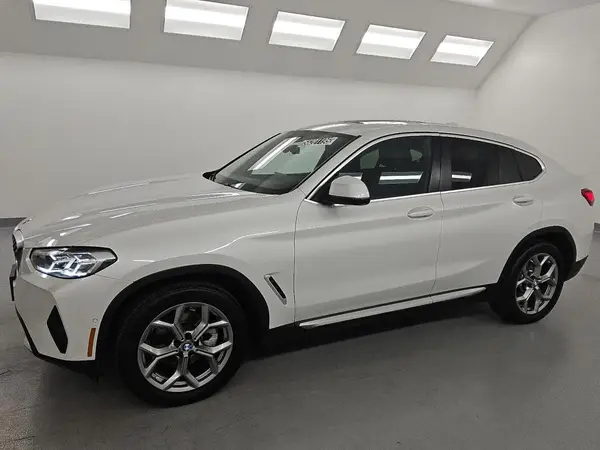 5UX33DT07R9W64617 2024 BMW X4 - Image 1