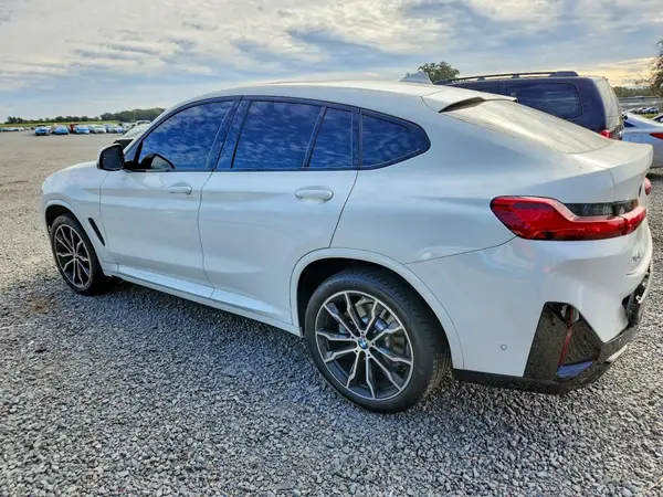 5UX33DT07S9Z66334 2025 BMW X4 - Image 2