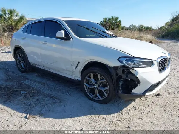 5UX33DT08N9J69112 2022 BMW X4 - Image 1