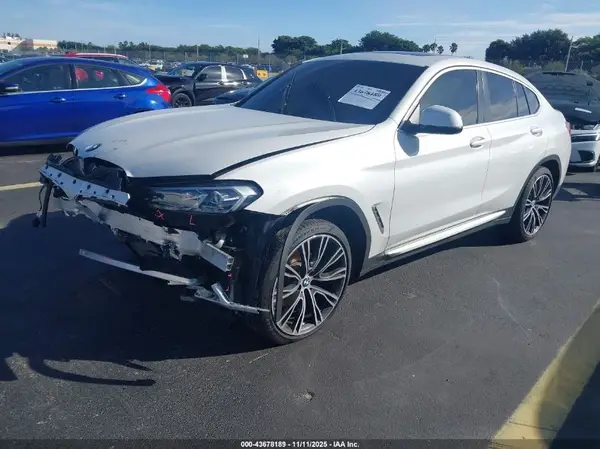 5UX33DT08N9K21080 2022 BMW X4 - Image 2