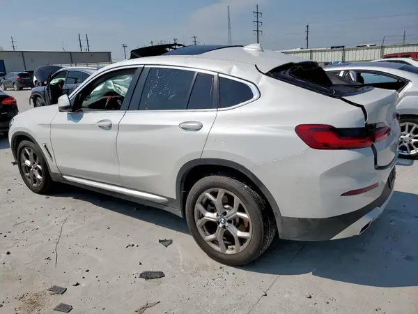 5UX33DT08N9K84549 2022 BMW X4 - Image 2