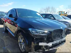 5UX33DT08N9M99042 2022 BMW X4
