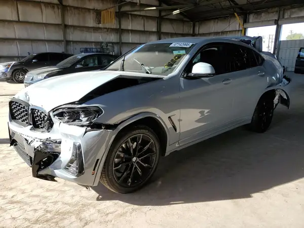 5UX33DT08P9R76961 2023 BMW X4 - Image 1