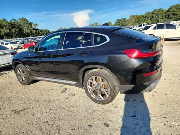 5UX33DT08R9U09202 2024 BMW X4 - Image 2