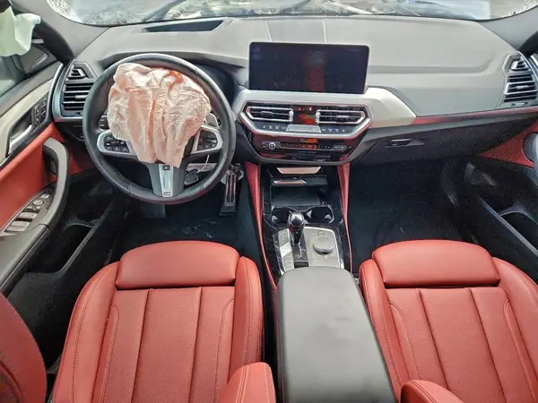 5UX33DT08R9U45262 2024 BMW X4 - Image 8