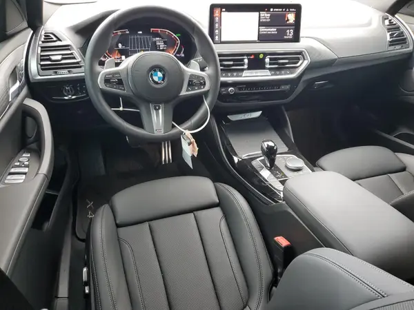 5UX33DT08S9087540 2025 BMW X4 - Image 8