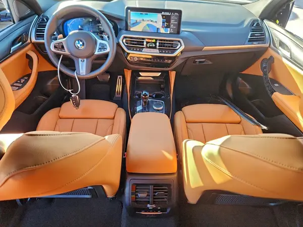 5UX33DT08S9118141 2025 BMW X4 - Image 8