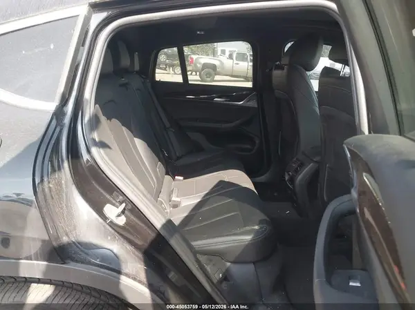 5UX33DT09N9H43641 2022 BMW X4 - Image 8