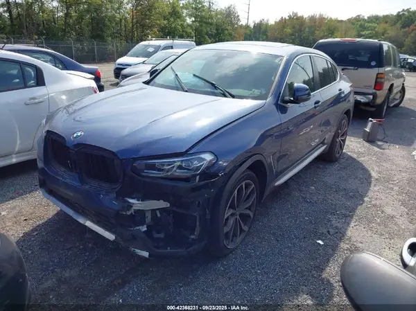 5UX33DT09N9K21010 2022 BMW X4 - Image 2