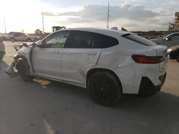 5UX33DT09R9V66933 2024 BMW X4 - Image 2