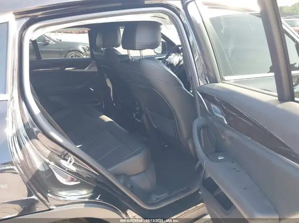 5UX33DT09R9W18478 2024 BMW X4 - Image 8