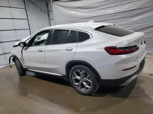 5UX33DT0XN9K17841 2022 BMW X4 - Image 2