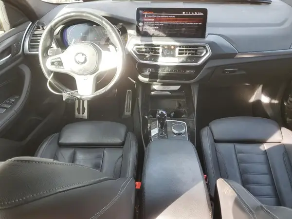 5UX33DT0XN9K34266 2022 BMW X4 - Image 8