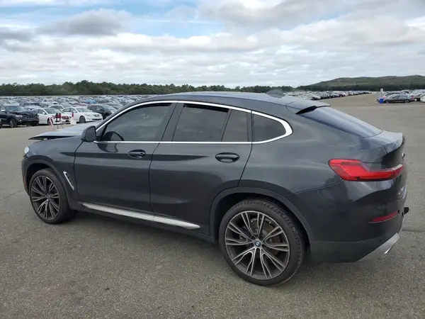 5UX33DT0XN9K71656 2022 BMW X4 - Image 2