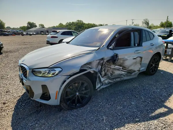 5UX33DT0XN9L15123 2022 BMW X4 - Image 1