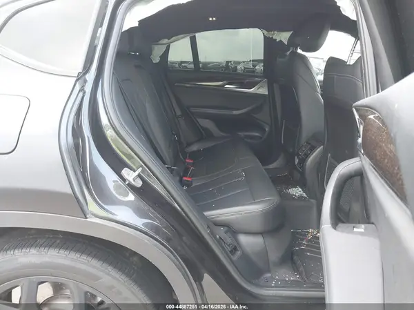 5UX33DT0XN9L91196 2022 BMW X4 - Image 8
