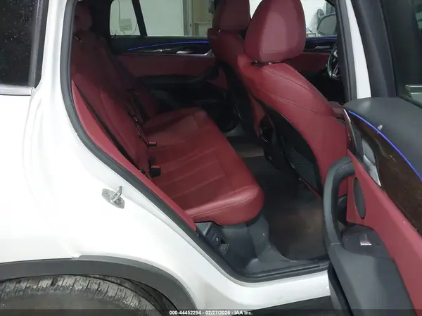 5UX33DT0XN9M15514 2022 BMW X4 - Image 8