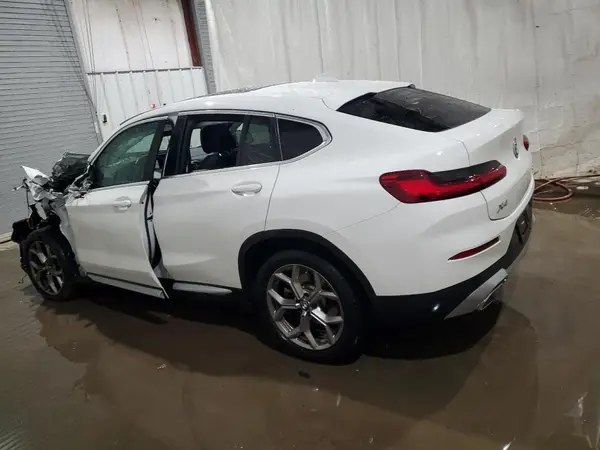 5UX33DT0XN9N03544 2022 BMW X4 - Image 2