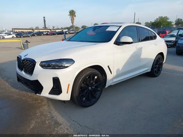 5UX33DT0XS9061604 2025 BMW X4 - Image 2