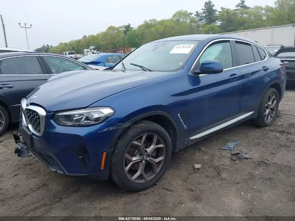 5UX33DT0XS9X62966 2025 BMW X4 - Image 2
