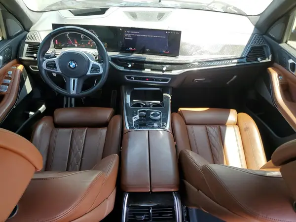 5UX33EM00P9P30247 2023 BMW X7 - Image 8
