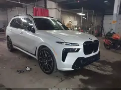 5UX33EM00R9S32889 2024 BMW X7